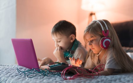 Unleashing Potential Beyond the Classroom: The Power of Extracurricular Activities in Enhancing Student Development