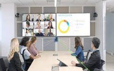 No More Hiding Inside the Back: Zoom's Intelligent Director Feature Gives Everyone a Close-up