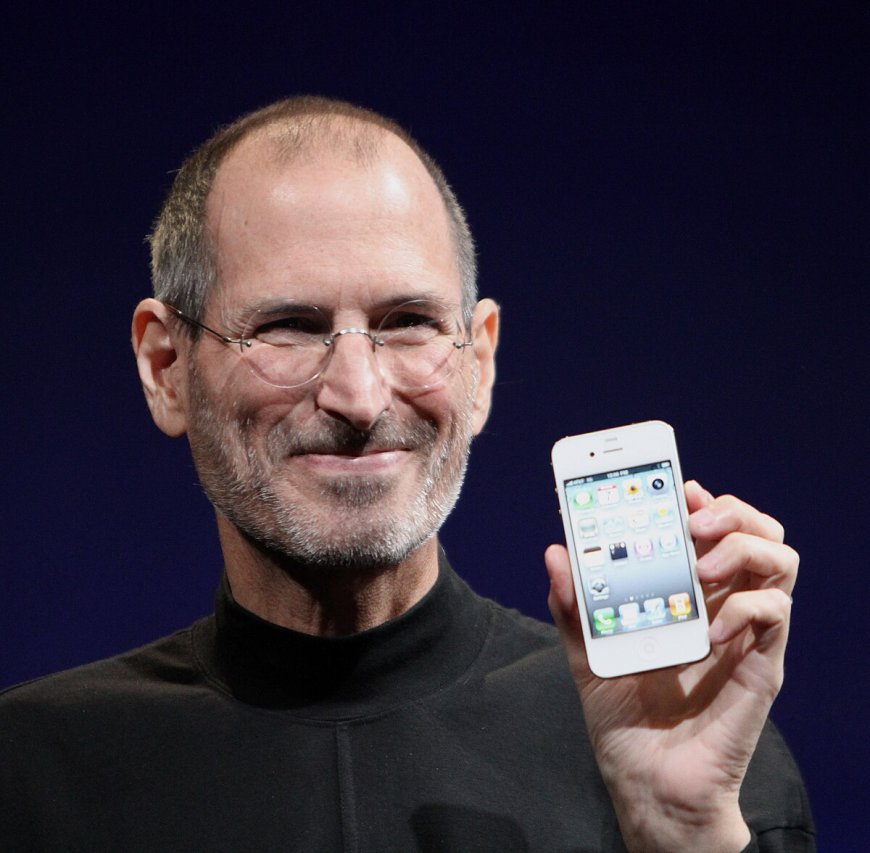 A Glimpse Back: Apple's First iPhone Launch