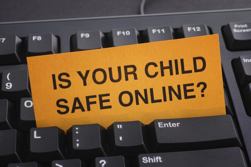 Digital Parenting Tips: How to Keep Your Kids Safe Online?