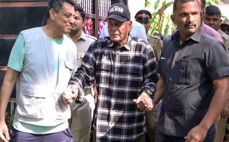Salim Khan Admitted to Lilavati Hospital, Salman Khan Visits