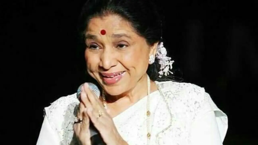 Asha Bhosle Ramp Walk at 79 for Manish Malhotra Still Inspires After Her Death