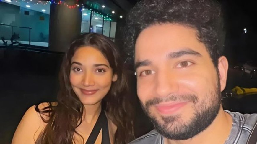 Medha Shankr Spotted With Samay Raina: Viral Paparazzi Video
